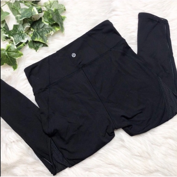 Lululemon High Waist Mesh Leg Crops 8 - Picture 2 of 4